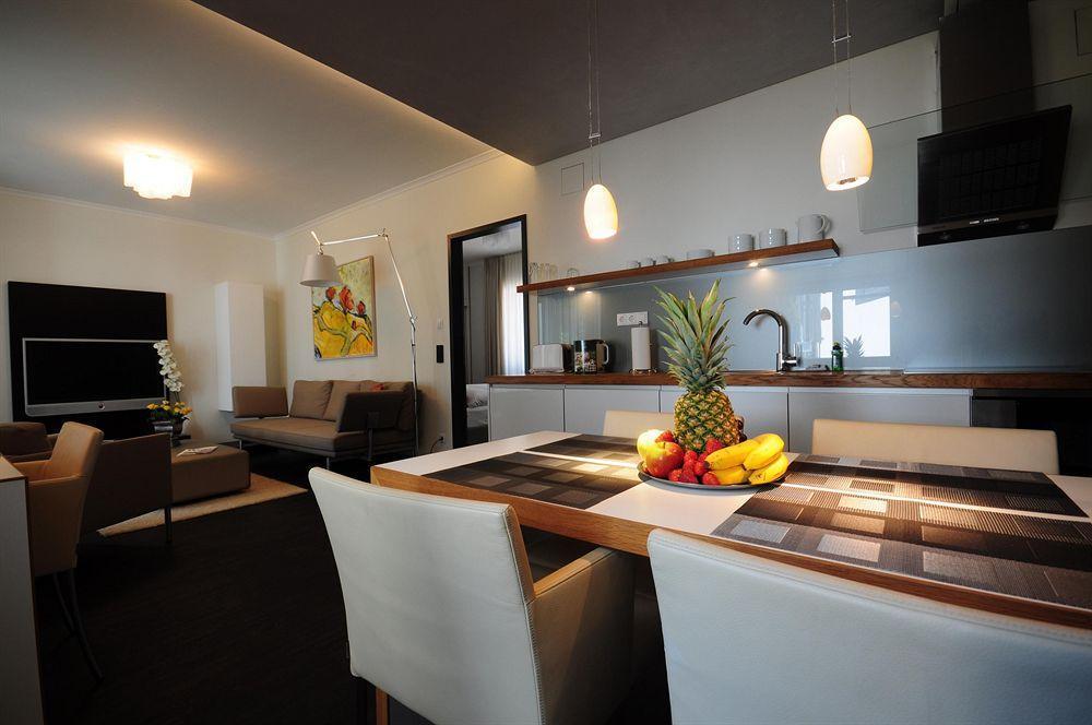 The Green Rostock Apartment Hotel מראה חיצוני תמונה