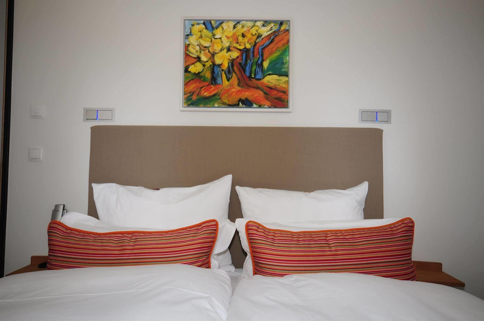 The Green Rostock Apartment Hotel מראה חיצוני תמונה